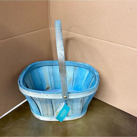 Other - Blue Woven Basket with Handle - NEW